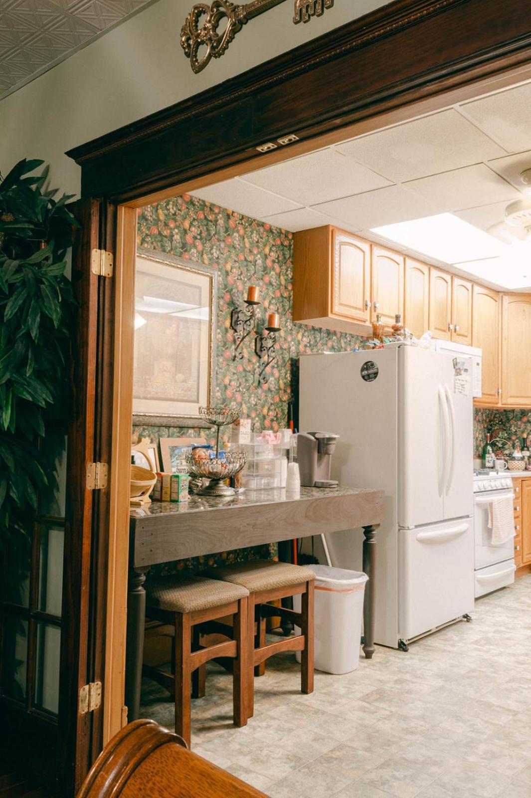 The Wolf Manor Bed & Breakfast Ellinwood Dış mekan fotoğraf